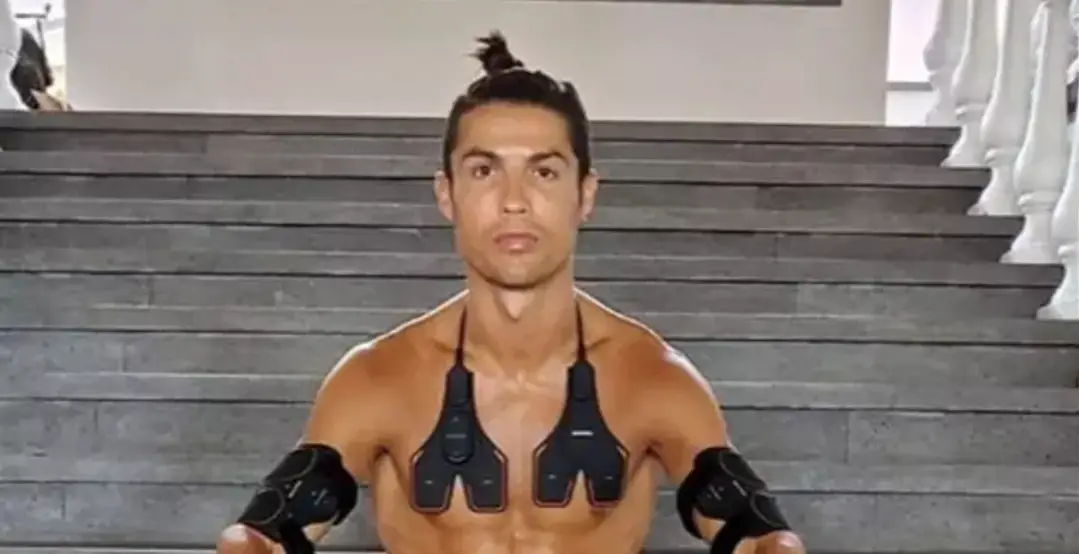 Six Pack Cristiano Ronaldo Yang Terdedah Dikatakan Fake Oleh Peminat The Sukan